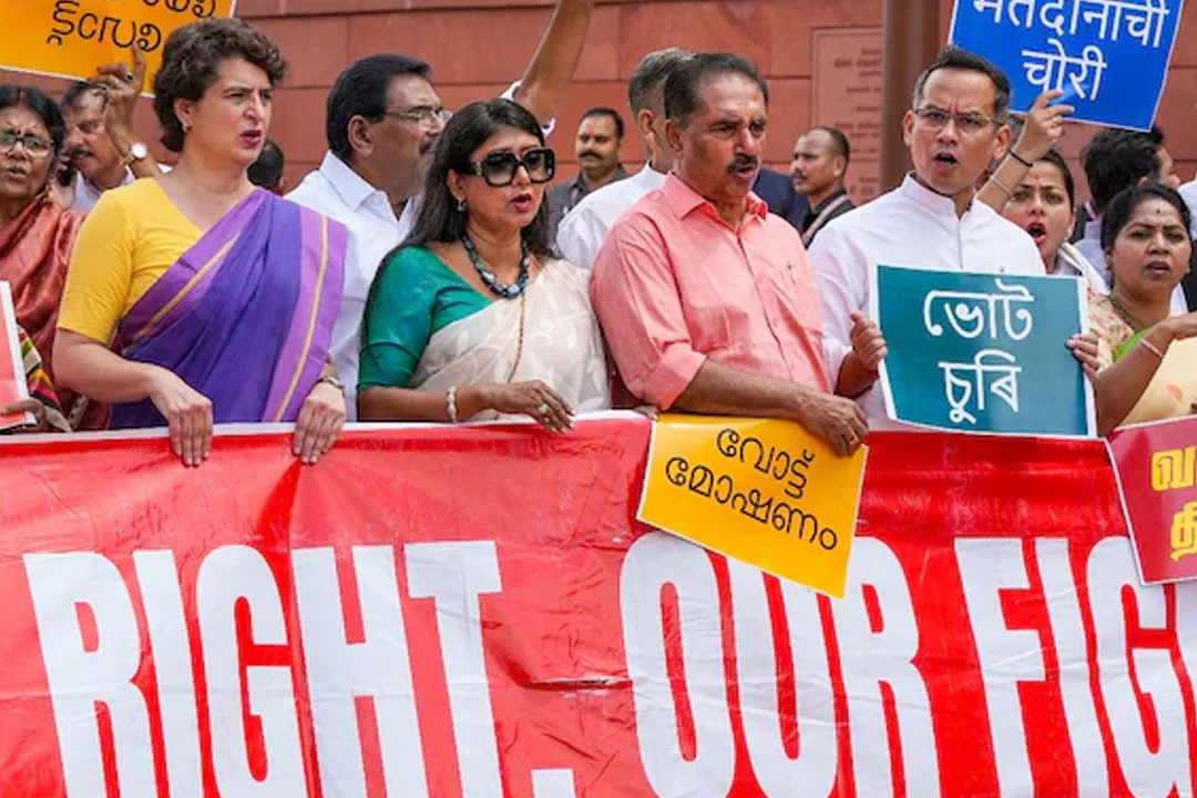 India Alliance MPs March From Parliament to EC Office