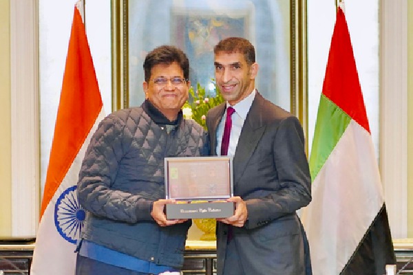 Piyush Goyal Discusses Strengthening India and UAE Trade Relations