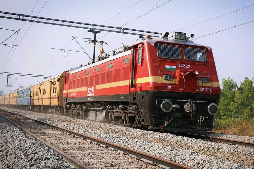 Railways Cancels 32 Trains Dornakal Papampalli Route Maintenance