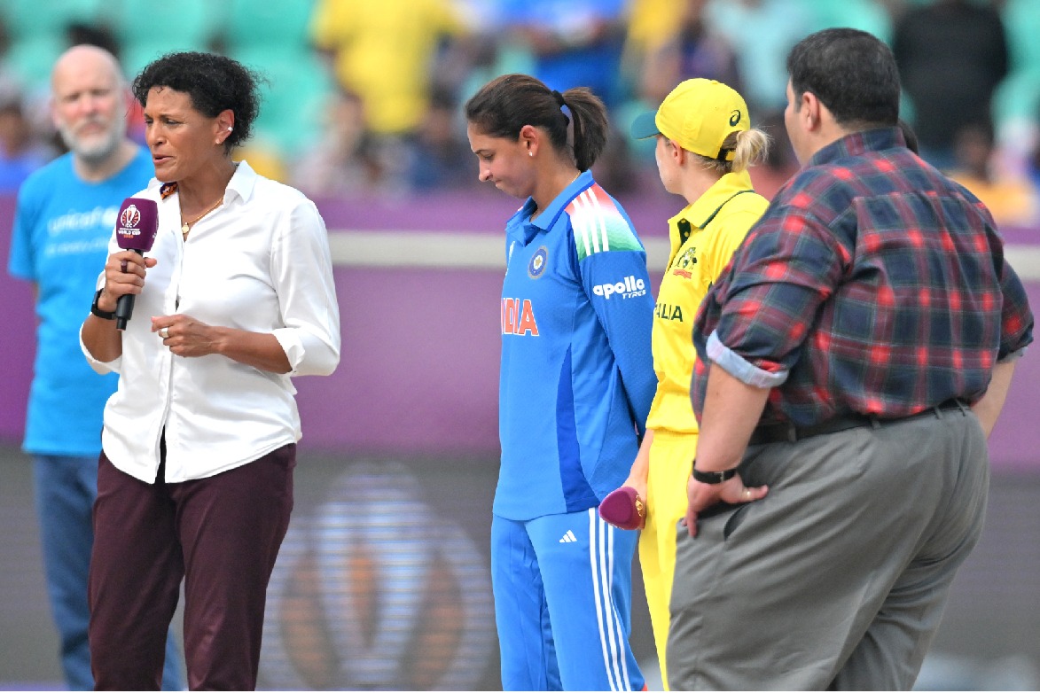 Alyssa Healy Wins Toss Australia to Bowl First vs India