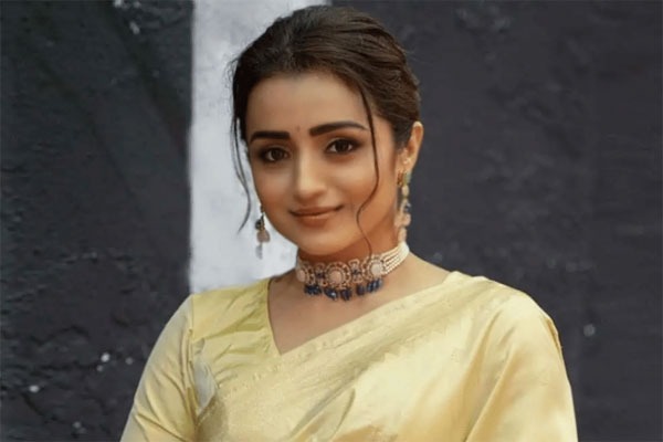 Trisha Krishnan Fires Over Wedding Rumors and False News