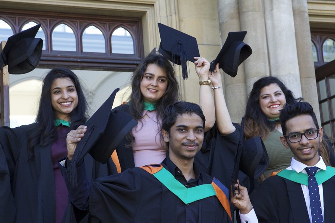 Indian Students in USA Face Declining Admissions