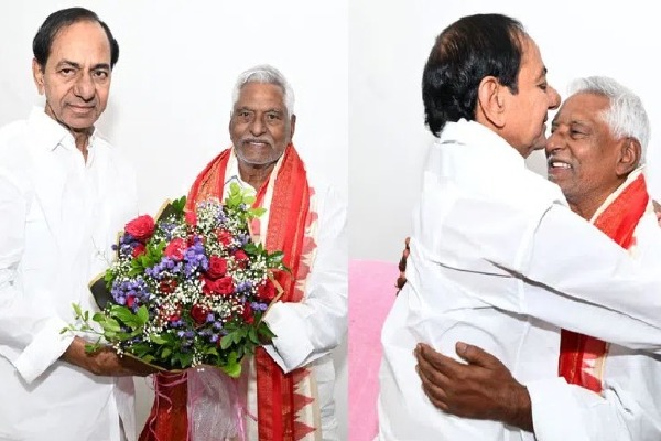 Jeevan Reddy Meets KCR Joins BRS