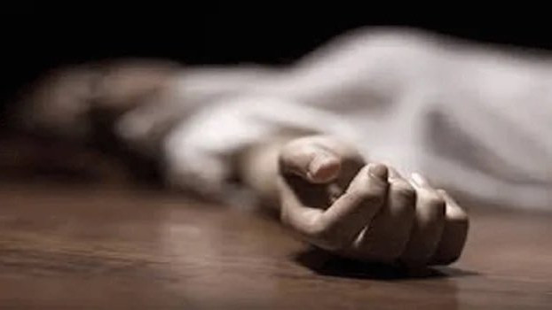 ఆరో అంతస్తు నుంచి బిడ్డతో దూకిన మహిళా టెక్కీ