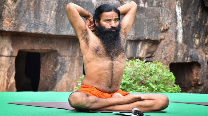 ఉండవల్లిలో 'యోగాంధ్ర' కార్యక్రమం.. ఫొటోలు ఇవిగో