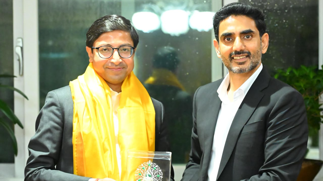ఆంధ్రప్రదేశ్ కు కొరియా దిగ్గజ కంపెనీలు... సియోల్ లో నారా లోకేశ్ కీలక భేటీ