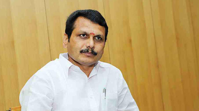 విజయ్ ప్రభుత్వాన్ని పడదోసే కుట్ర?.. మాజీ మంత్రిపై లుకౌట్ నోటీస్