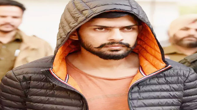లారెన్స్ బిష్ణోయ్గ్యాంగ్ పై 'ఆపరేషన్ హార్డ్ బాల్'.. 50 ప్రాంతాల్లో ఏకకాలంలో ఎఫ్ బీఐ దాడులు