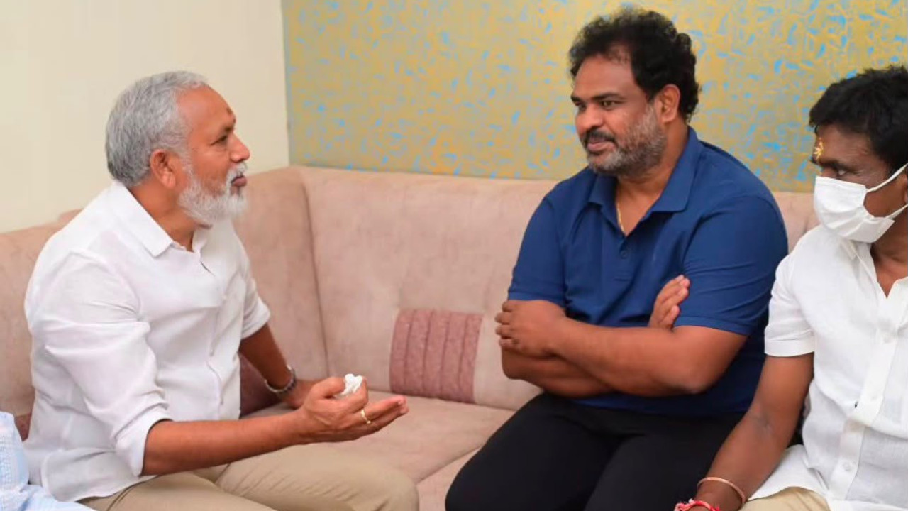 లెనిన్' దర్శకుడిని ఘనంగా సత్కరించిన టీడీపీ ఎమ్మెల్యే పులివర్తి నాని