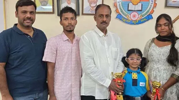 అంతర్జాతీయ చెస్ లో విజయవాడ బాలిక సత్తా.. ఒకే టోర్నీలో రెండు పతకాలు