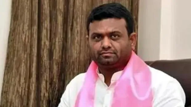 బీఆర్ఎస్ మాజీ ఎమ్మెల్యే పైలట్ రోహిత్ రెడ్డికి షాక్