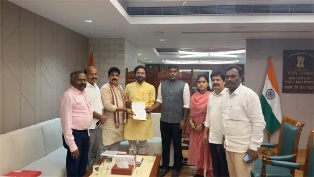 విశాఖ పంచధారల మైనింగ్ పై ఢిల్లీలో వైసీపీ నేతల ఫిర్యాదు