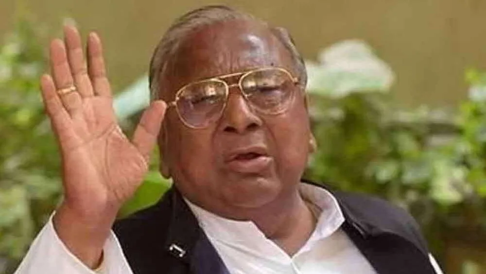 చంచల్ గూడ స్టీల్ బ్రిడ్జ్ కు సంగం లక్ష్మీబాయి పేరు పెట్టాలి