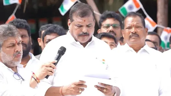 రాష్ట్రంలో బ్రిటీష్ పాలనను తలపించేలా పక్షపాత వైఖరి.. ప్రశ్నిస్తే కేసులా
