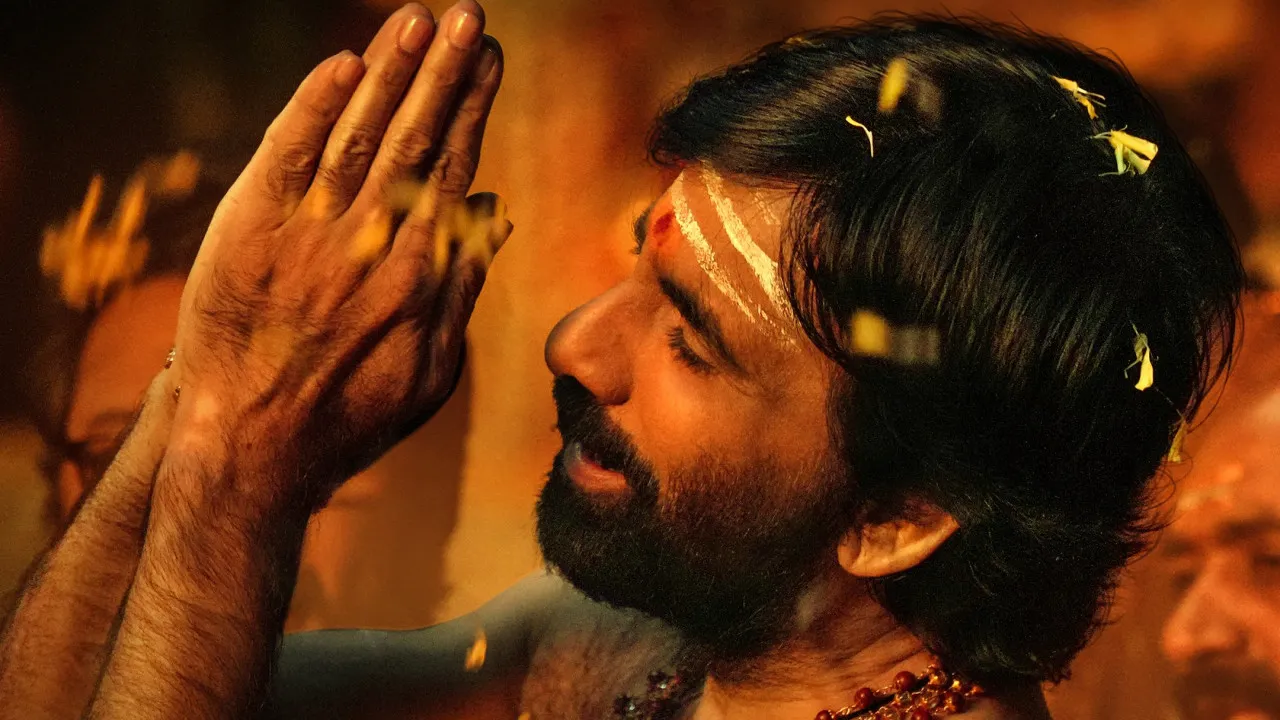 రవితేజ 'ఇరుముడి' నుంచి 'మల్లెపూల పల్లకి' సాంగ్ వచ్చేసింది