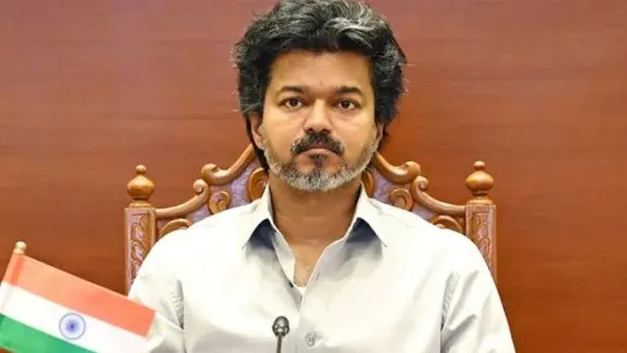 యూ-టర్న్ తీసుకున్న తమిళనాడు ప్రభుత్వం.. విద్యార్థుల నిరసనలపై నిషేధాజ్ఞల ఉపసంహరణ