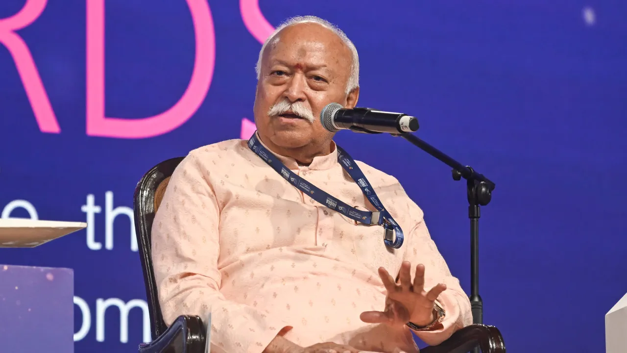 మోహన్ భగవత్ కు దౌత్య మర్యాదలు వద్దు.. అమెరికా కమిషన్ సంచలనవ్యాఖ్యలు మోహన్ భగవత్ కు దౌత్య మర్యాదలు వద్దు.. అమెరికా కమిషన్ సంచలనవ్యాఖ్యలు