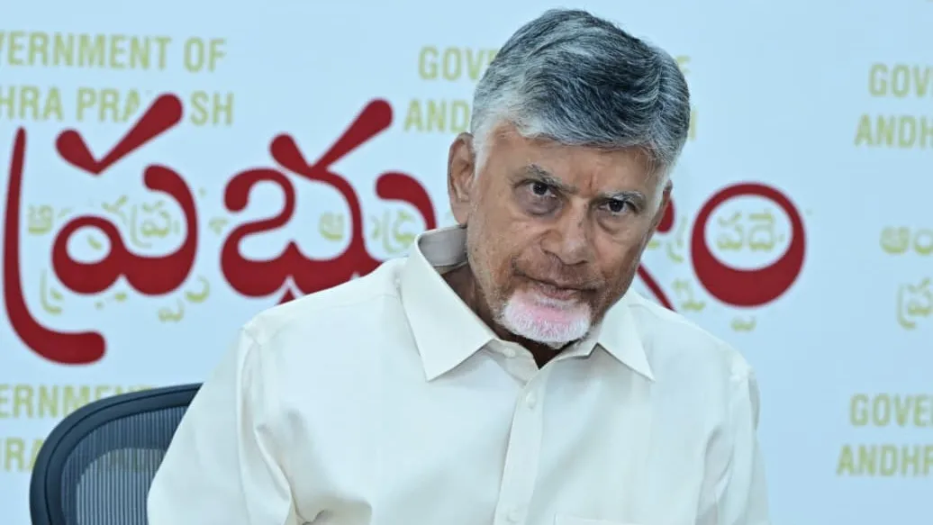 పౌరసేవల్లో డేటా అనలటిక్స్.. పాలనలో కొత్త శకానికి చంద్రబాబుశ్రీకారం పౌరసేవల్లో డేటా అనలటిక్స్.. పాలనలో కొత్త శకానికి చంద్రబాబుశ్రీకారం
