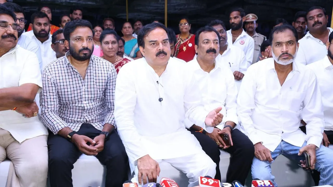 పవన్ కల్యాణ్ పుట్టినరోజున కీలక ఘట్టం.. రేపు 'జనసేన యువజన విభాగం' ఆవిష్కరణ పవన్ కల్యాణ్ పుట్టినరోజున కీలక ఘట్టం.. రేపు 'జనసేన యువజన విభాగం' ఆవిష్కరణ