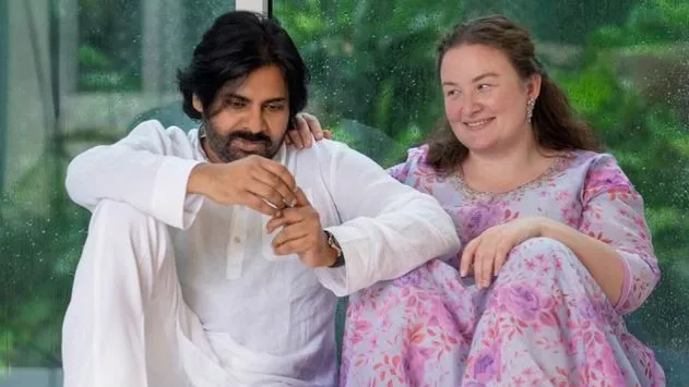 పవన్ కల్యాణ్ కు భార్య అన్నా కొణిదెలస్పెషల్ బర్త్ డే విషెస్ .. ఏమన్నారంటే పవన్ కల్యాణ్ కు భార్య అన్నా కొణిదెలస్పెషల్ బర్త్ డే విషెస్ .. ఏమన్నారంటే
