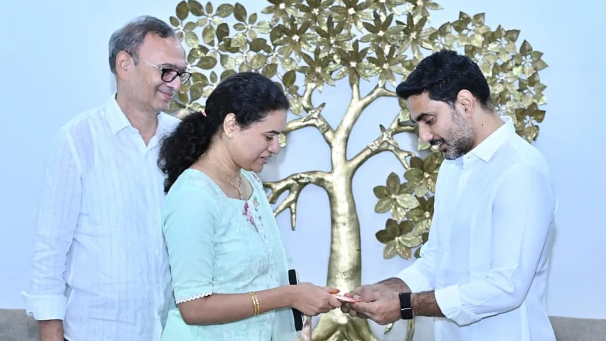 అమరావతిలో అంతర్జాతీయ చెస్ అకాడమీ ఏర్పాటుకు మంత్రి లోకేశ్ హామీ