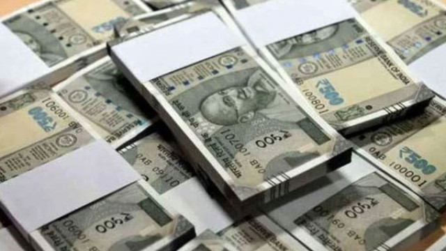 కేంద్ర ప్రభుత్వ ఉద్యోగులకు శుభవార్త.. పెరిగిన కరవు భత్యం