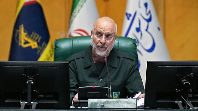 అమెరికా దిగ్బంధనం కొనసాగితే హ‌ర్మూజ్‌ను మళ్లీ మూసేస్తాం: ఇరాన్ హెచ్చరిక