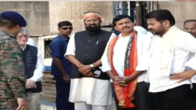 మేడిగడ్డ బ్యారేజ్ కుంగిన పిల్లర్ ను పరిశీలించిన రేవంత్ రెడ్డి