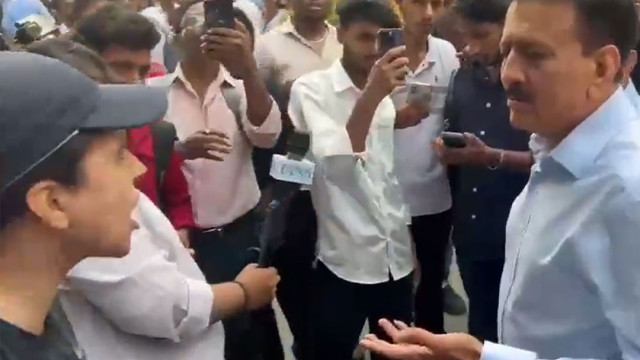 ఇక్కడి నుంచి పో.. నడిరోడ్డుపై మంత్రిని కసిరిపారేసిన మహిళ.. వీడియో ఇదిగో!