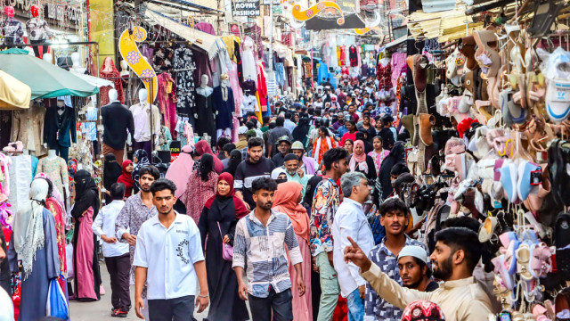 పిన్నీసు నుంచి ఫోన్ దాకా.. అన్నింటి ధరలూ పైపైకే!