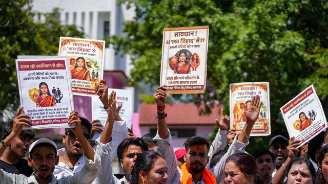 నాసిక్ టీసీఎస్ కేసులో కొత్త మలుపు.. గర్భస్రావంపై అసభ్య వ్యాఖ్యలంటూ సీనియర్ ఉద్యోగిని ఫిర్యాదు