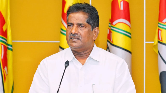 సోమనాథ్ ఛటర్జీలా ఉంటారా? కర్ణుడిలా మిగిలిపోతారా?.. మోషేన్ రాజుకు అశోక్ బాబు సూటి ప్రశ్న