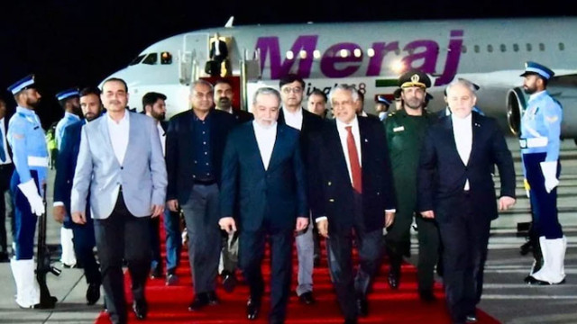 అమెరికాతో ప్రత్యక్ష చర్చలు లేవు.. పాక్ ద్వారానే మా వైఖరి చెబుతాం: ఇరాన్