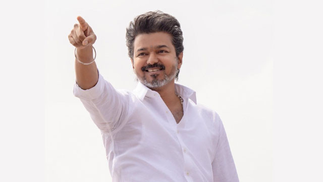 ఎన్నికల ప్రచారంలో పావురం ఎగురవేసిన విజయ్... ‘పెటా’ లేఖ