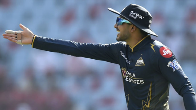 ఆ మూడు ఓవర్లే కొంపముంచాయి.. కోహ్లీ క్యాచ్ వదిలేసి మూల్యం చెల్లించాం: ఓటమిపై కెప్టెన్ గిల్