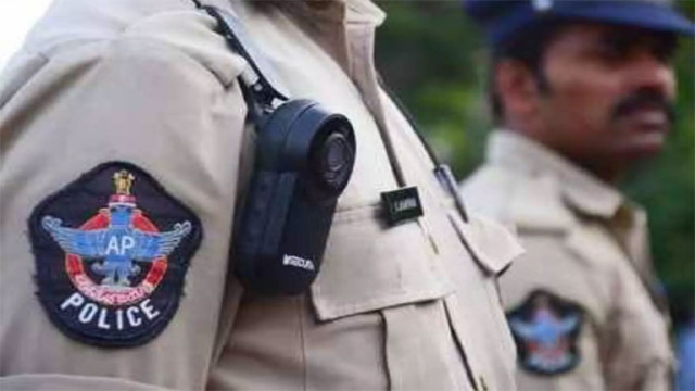 ఏపీలో ఎక్సైజ్ పోలీసులకు ఊరట.. బార్ల ఫొటోల నిబంధనలో కీలక మార్పు