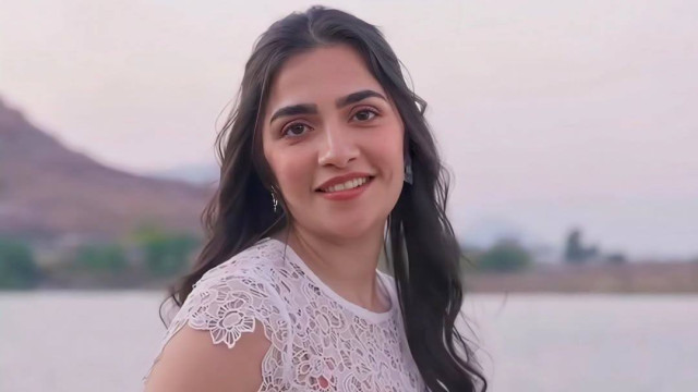 అలాంటి ప్రపంచాన్ని ఎప్పుడూ చూడలేదు: 'టాక్సిక్' పై రుక్మిణీ వసంత్