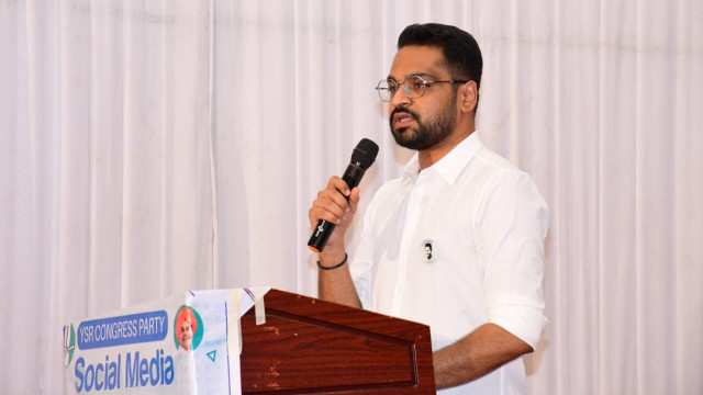 సీఎం, పవన్‌పై పోస్టుల కేసు.. రెండో రోజూ విచారణకు హాజరైన భార్గవరెడ్డి