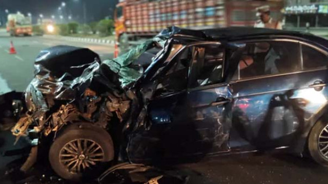 విజయనగరం జిల్లాలో ఘోర రోడ్డు ప్రమాదం.. నలుగురు దుర్మరణం