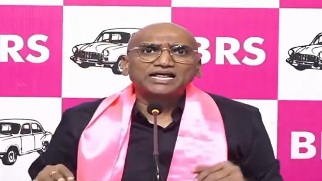 బీఆర్ఎస్ నాయకుల ఫోన్లను, ఇళ్ల వద్ద సీసీ కెమెరాలను హ్యాక్ చేస్తున్నారు: ఆర్ఎస్ ప్రవీణ్ కుమార్