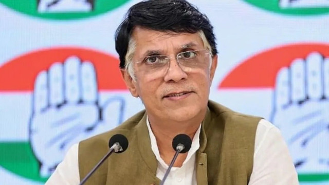 అసోం సీఎం భార్యపై ఆరోపణల కేసు... పవన్ ఖేరాకు సుప్రీంకోర్టులో ఊరట