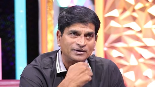 మా అమ్మ అలా చనిపోయిందని అంటారు: రవిబాబు