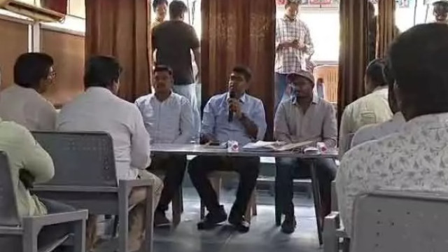 పాపికొండల పర్యాటక బోట్లపై పోలీసుల ఆకస్మిక తనిఖీలు: నిబంధనలు అతిక్రమిస్తే కఠిన చర్యలు!