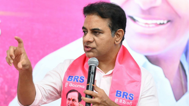 సీఎం, మంత్రులు రోడ్లపై తిరగలేరు... రేవంత్ రెడ్డికి కేటీఆర్ బహిరంగ లేఖ