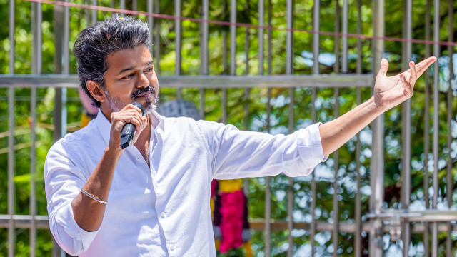 విజయ్ గెలిచాడు... అసలైన కానుక కోసం ఫ్యాన్స్ వెయిటింగ్!