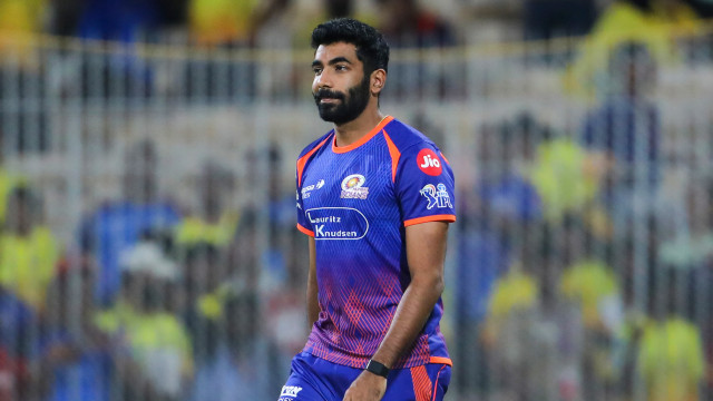 ఐపీఎల్ లో బుమ్రా ఘోర వైఫల్యాలకు కారణమేంటో చెప్పిన రవిశాస్త్రి!