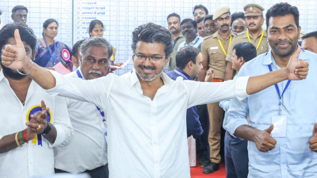 తమిళనాట మారిన రాజకీయ సమీకరణాలు.. ప్రభుత్వ ఏర్పాటుకు గవర్నర్‌కు విజయ్ లేఖ!