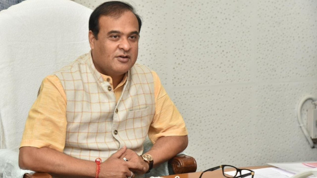 సీఎం పదవికి రాజీనామా చేసిన హిమంత బిశ్వ శర్మ