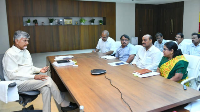 సీవీడ్ ఆదాయంపై ఎకనమిక్ మోడల్ సిద్ధం చేయండి: చంద్రబాబునాయుడు