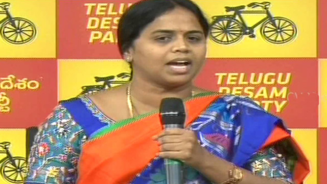 జగన్ చుట్టూ ఉండేవారంతా అంతర్జాతీయ నేరస్తులే: పంచుమర్తి అనురాధ